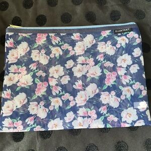 Ellen Tracy Navy & Pink Floral Mesh Accessory / Makeup Bag New without tag